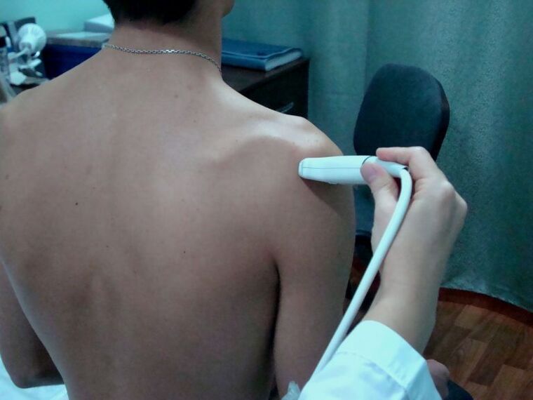 Moderne fysiotherapie zal helpen om de symptomen van schouderartrose in een vroeg stadium aan te pakken